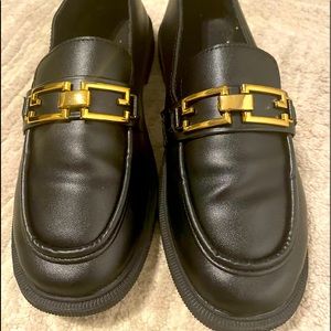 SHEIN black and gold platform Loafers size 7
